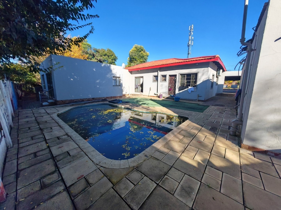 4 Bedroom Property for Sale in Bayswater Free State